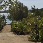Gaviel, Con Accesso Diretto Al Mare