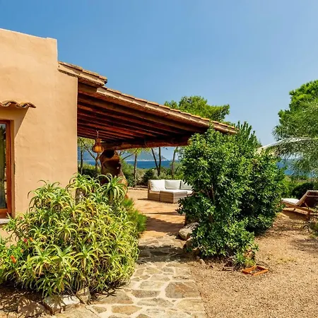 Gaviel, Con Accesso Diretto Al Mare